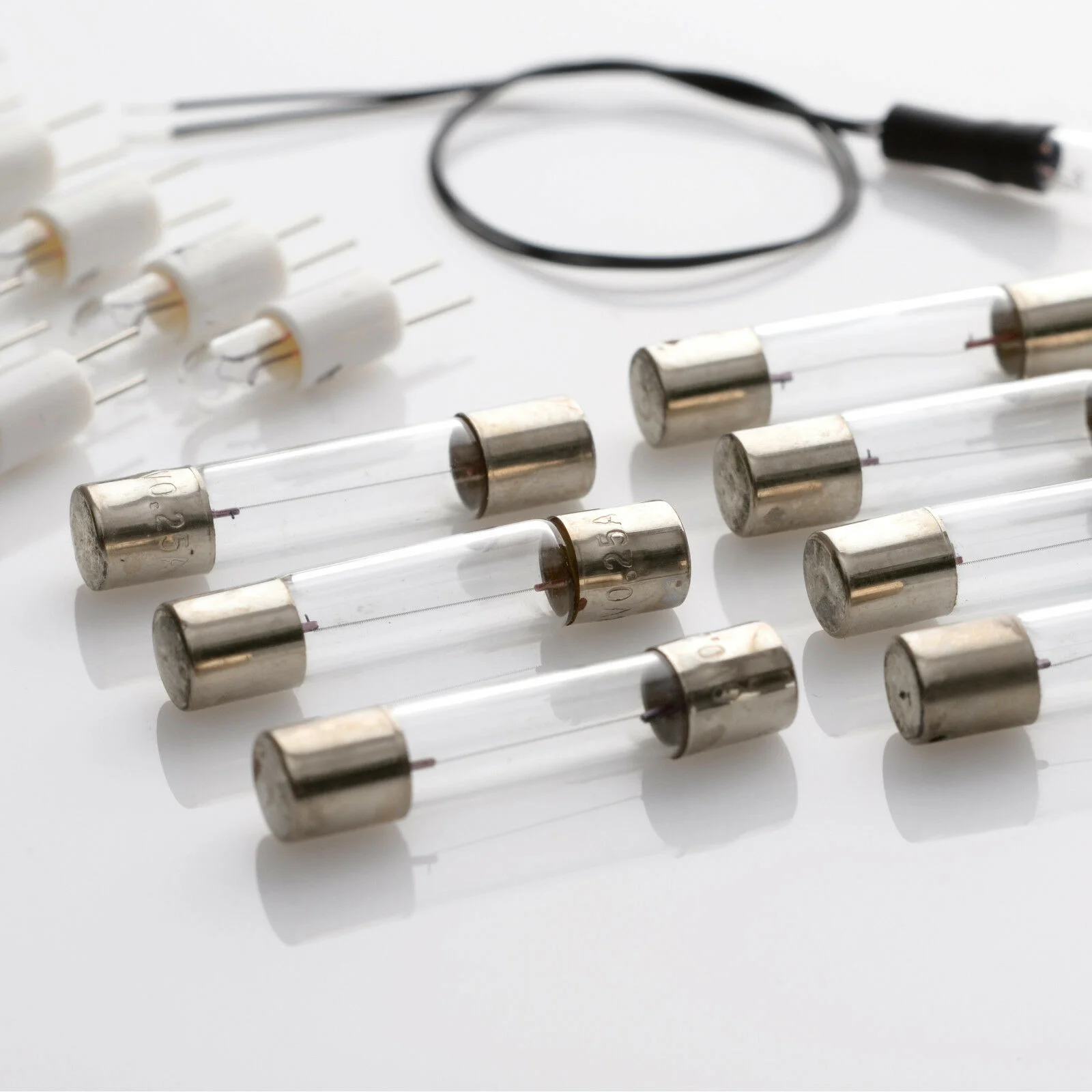 ST6 6x30mm colored light led DC12V 2700K car instrument bulb