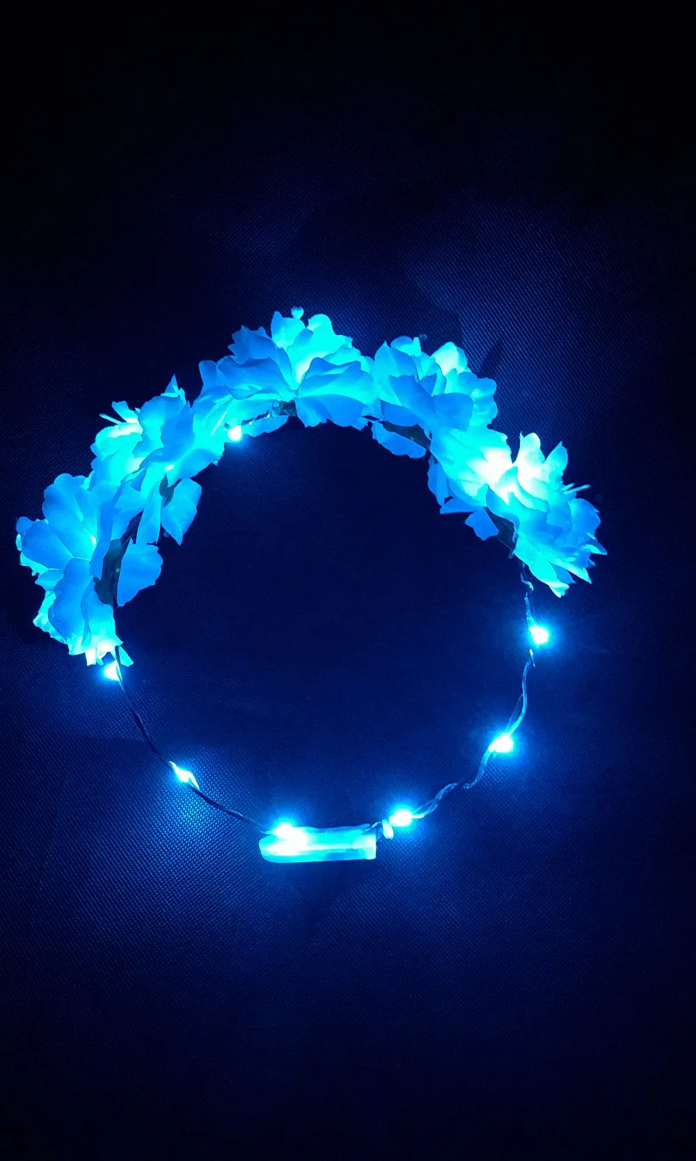 Flash Flower Wreath For  Wedding/Festival/Party  Decoration  LED  Glowing  Flower Garland