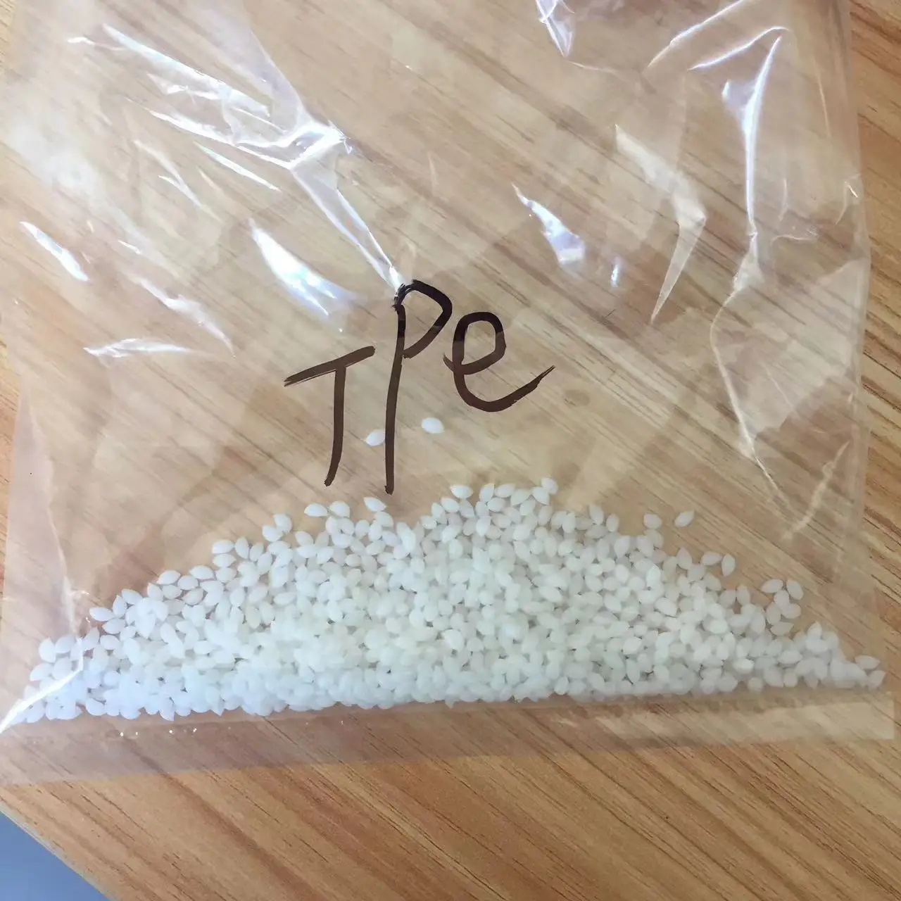 Гранулы из термопластичного эластомера