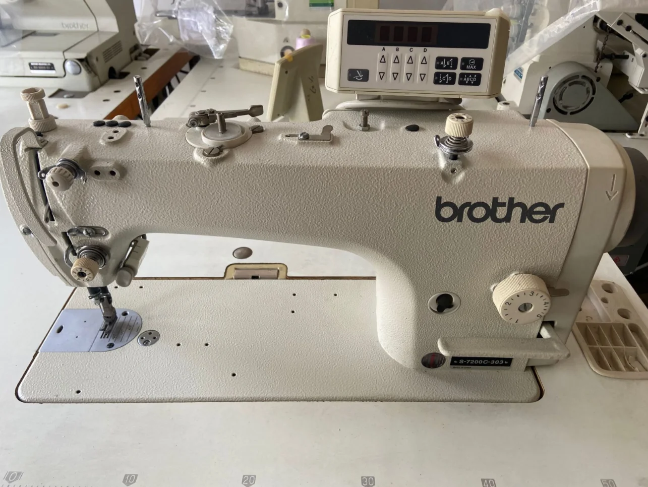 Used Brother 7200c Computerized Industrial Straight Lockstitch Sewing Machine