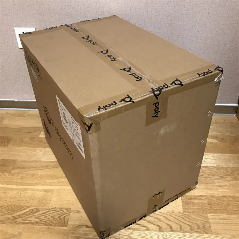 Группа видеоконференций Polycom RealPresence 550 в наличии