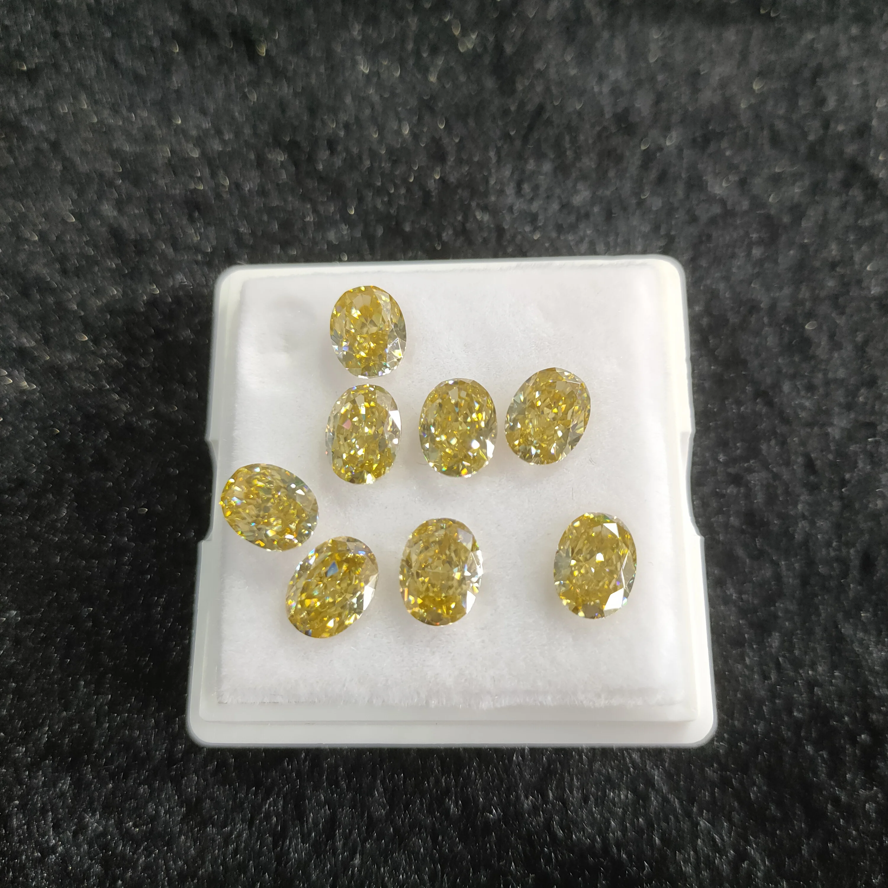 Hot Sale Oval 0.1ct to 8ct Gemstones Yellow Moissanite for Rings Making GRA Certificate Moissanite Diamond Charms Beads