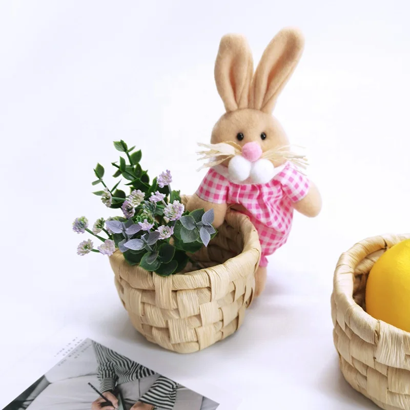 Handmade high quality Straw basket Easter decoration bunny basket pen holders promotional office products