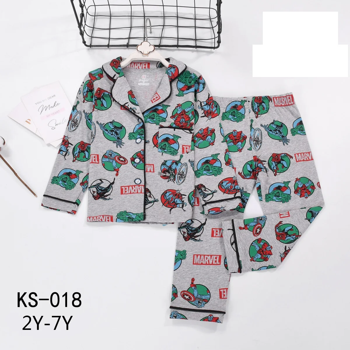 
Cartoon boy cardigan pajamas are suitable for children from 2 to 7 years old 