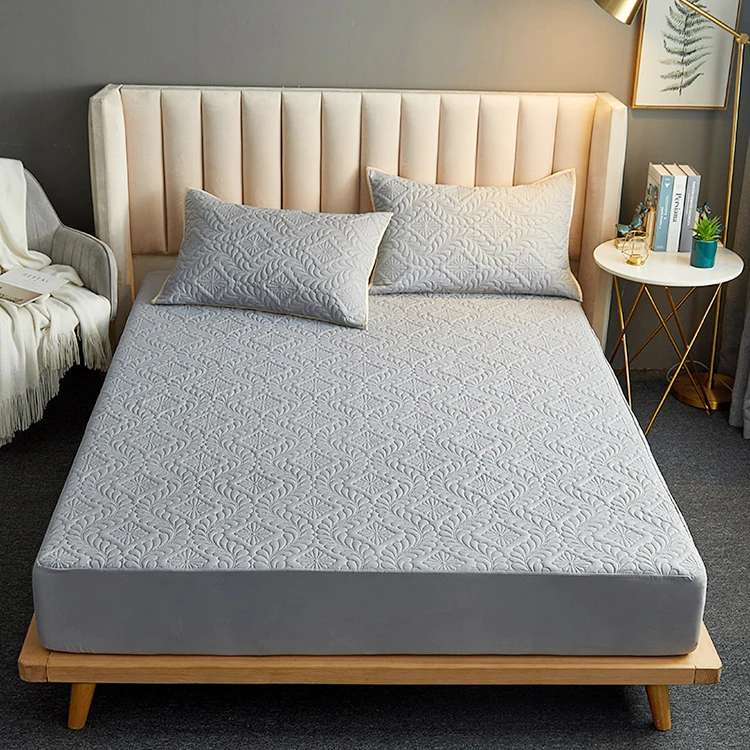 Hot sale machine washable solid color waterproof fitted sheet home textile comfort cover bed sheet mute mattress protector