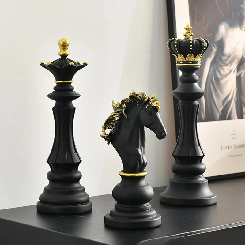Resin Crafts Queen King Large Chess Figure Pieces Stones Sculpture Home Decor