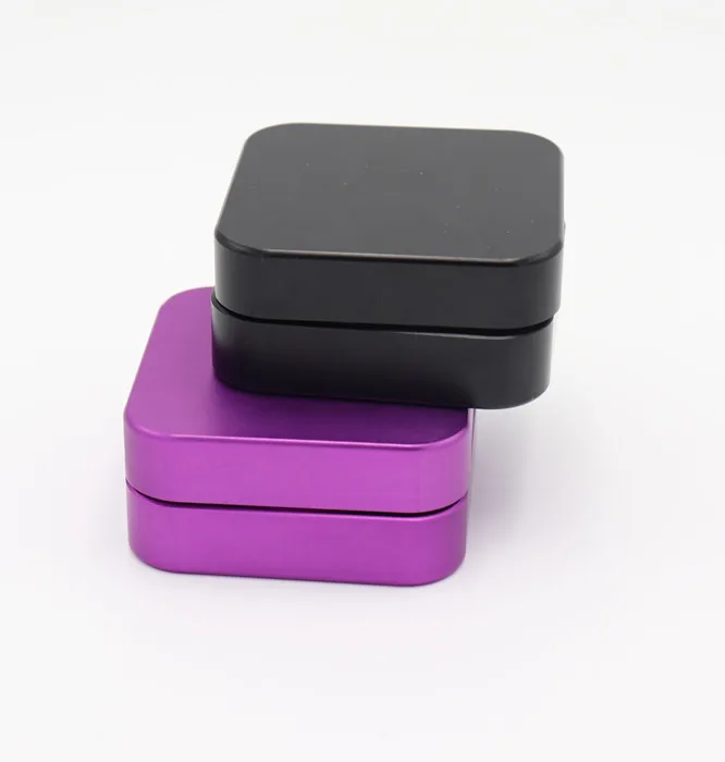 Новинка, комплект дизайнерской одежды из 2 слоев фиолетовый сплав цинка для сорняков Точильщик травы точильщика оптовая продажа мини черный измельчитель табака