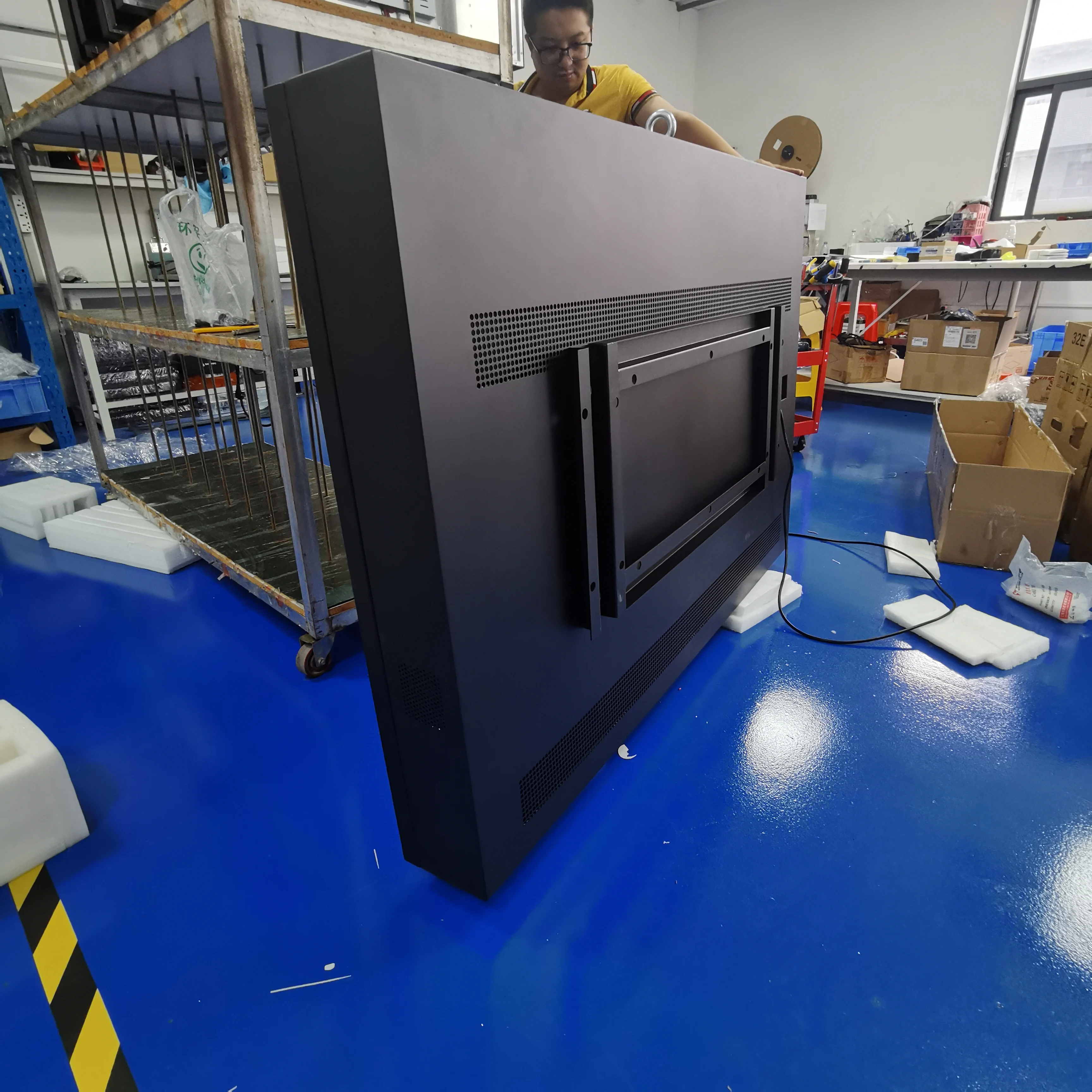 55 inch Wall Mount Outdoor AD Screen 3000nit max outstanding visibility Android display