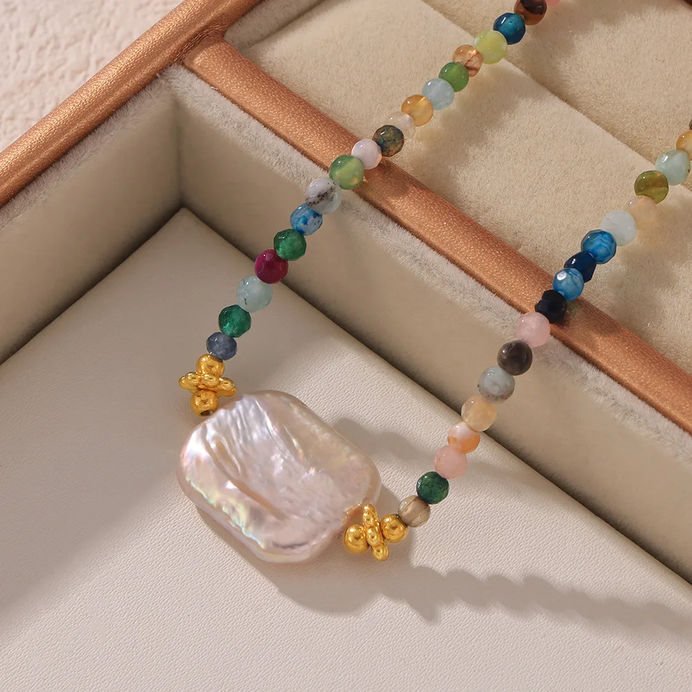 Baroque fashion new cut natural stone necklace colorful personality beaded titanium steel plated 18k gold clavicle chain