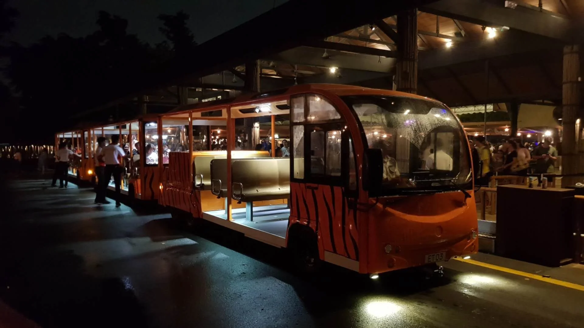 New 70 Seaters Electric Sightseeing Bus Motor Power Battery Controller