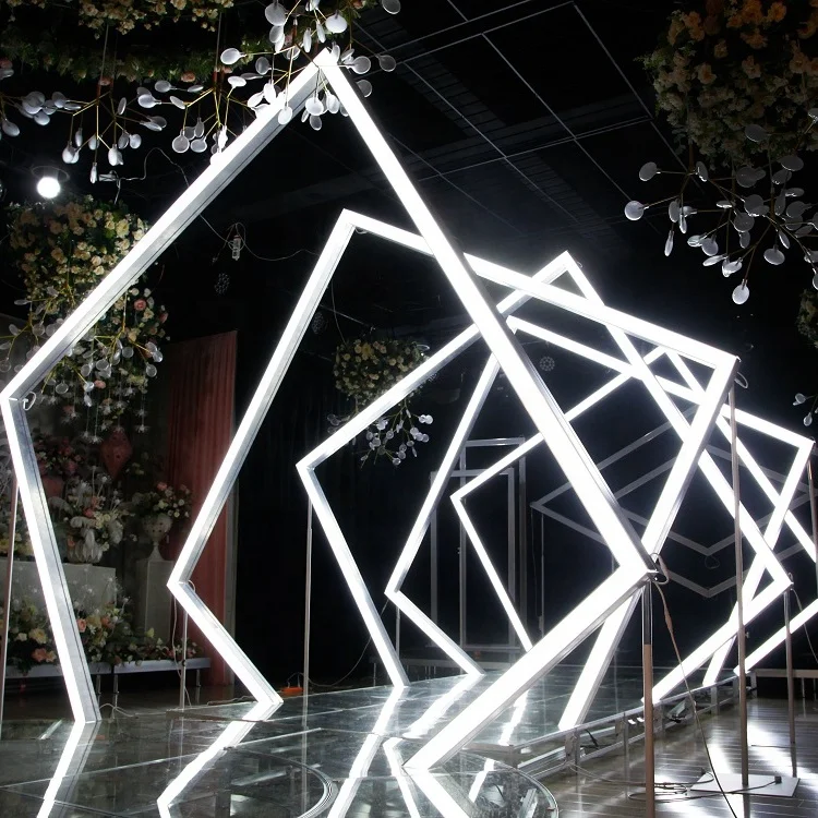 2019 New design stage background of LED Geometric time tunnel for event decoration