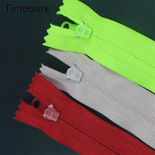 Nylon Zipper Roll 4# factory price wholesale zipper long chain zippers for bags