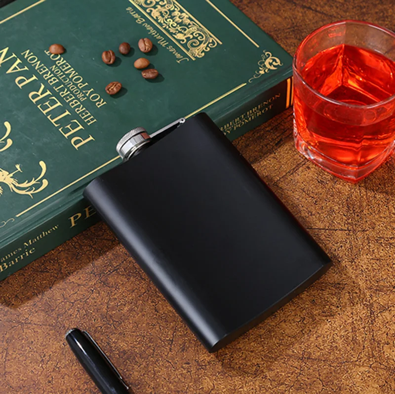 Лидер продаж Amazon плоская фляжка из нержавеющей стали с двойными стенками объемом 300 мл