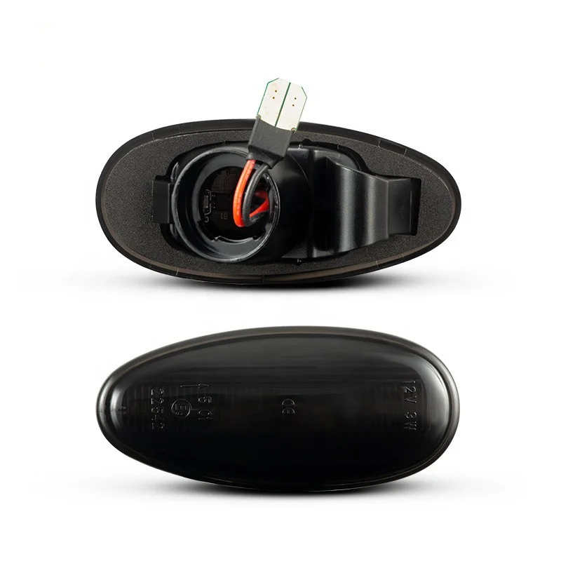 2 PCS Dynamic LED Side Marker Turn Signal Light For Mitsubishi Pajero Galant Lancer