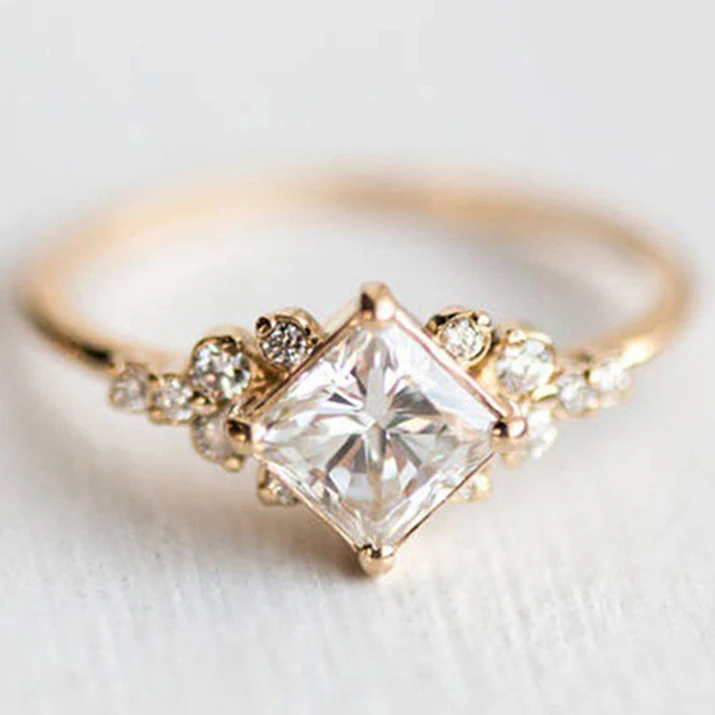 Huitan Noble Square Anillos Crystal Clear Flower Slight Zircon Rings Woman Thin Gold Princess Rings Lady