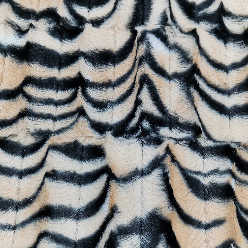 
faux fur fabrics /pv plush fabric/ knitting fabric 