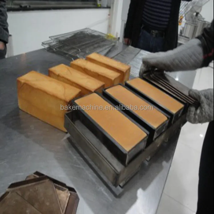 bakery pan for sell Customized stainless steel baking tray rack trolley accessories wire mesh oven pan bakery