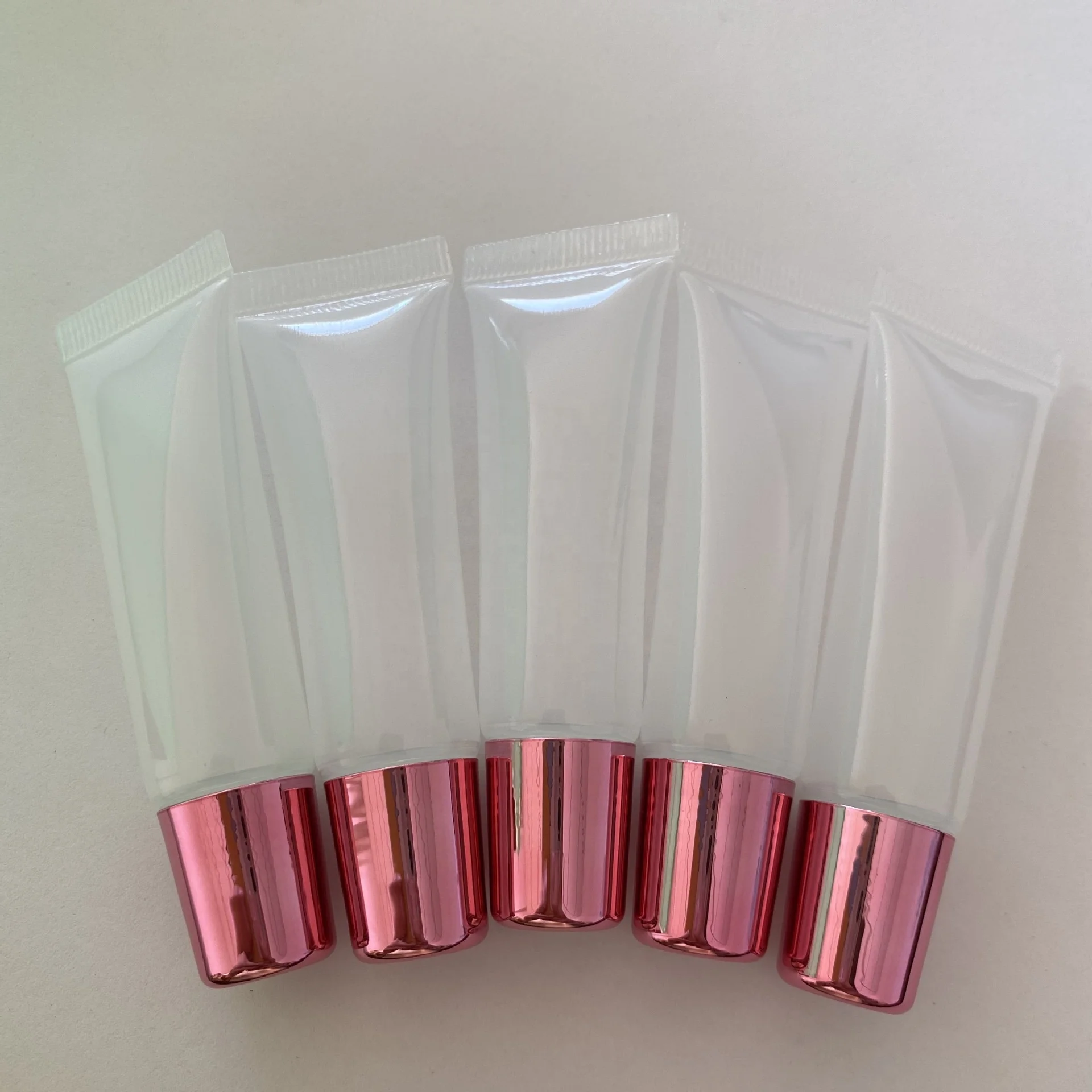 Wholesale Soft Squeeze Cosmetic Lipstick Balm Lip Oil Tubes 5ml 10ml Custom Private Label Packaging White Empty Lip Gloss Tubes