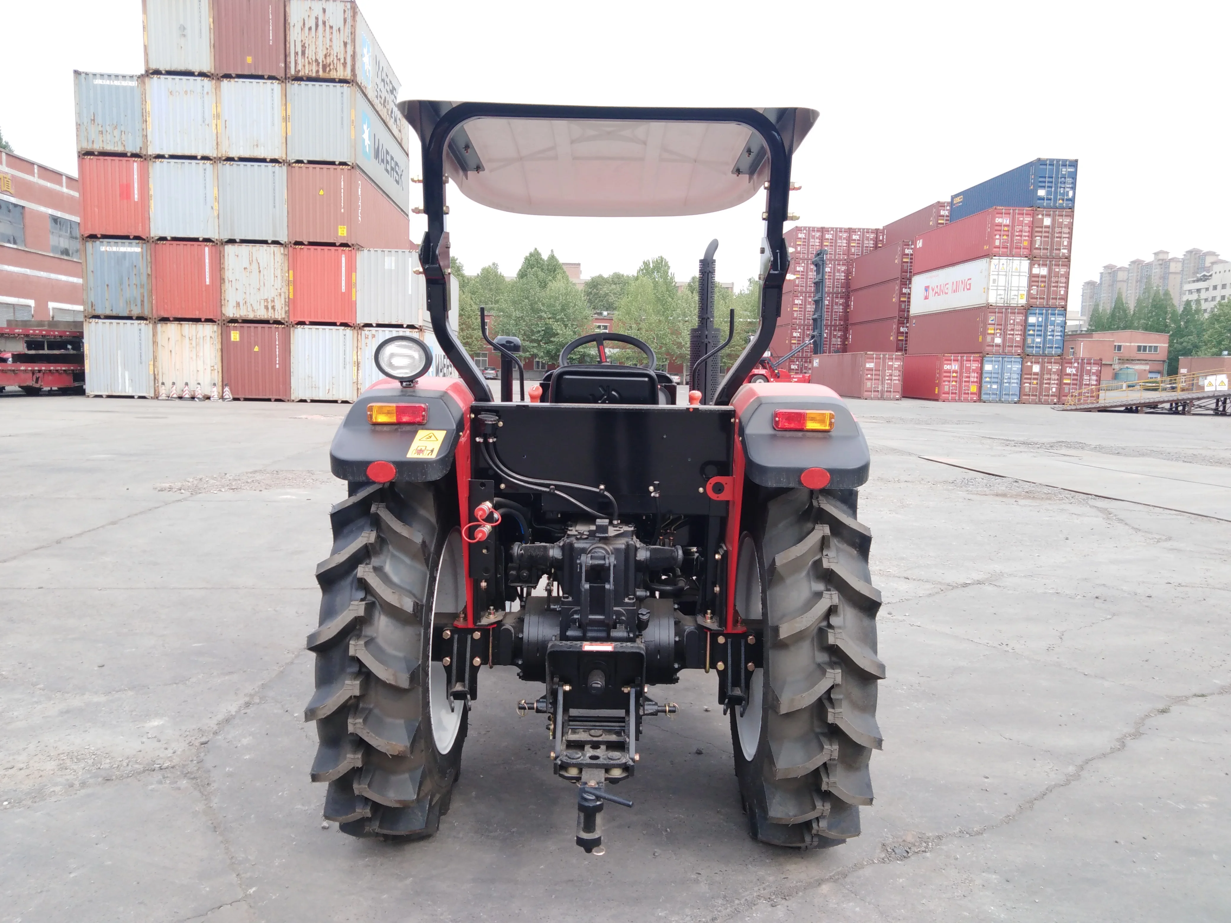 
YTO Tractor 45hp 2wd 4wd 4x4 Tractor Farm Agriculture Agricultural Machinery Tractor 