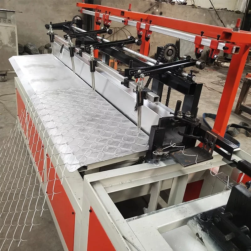 chain link fence making machine .jpg