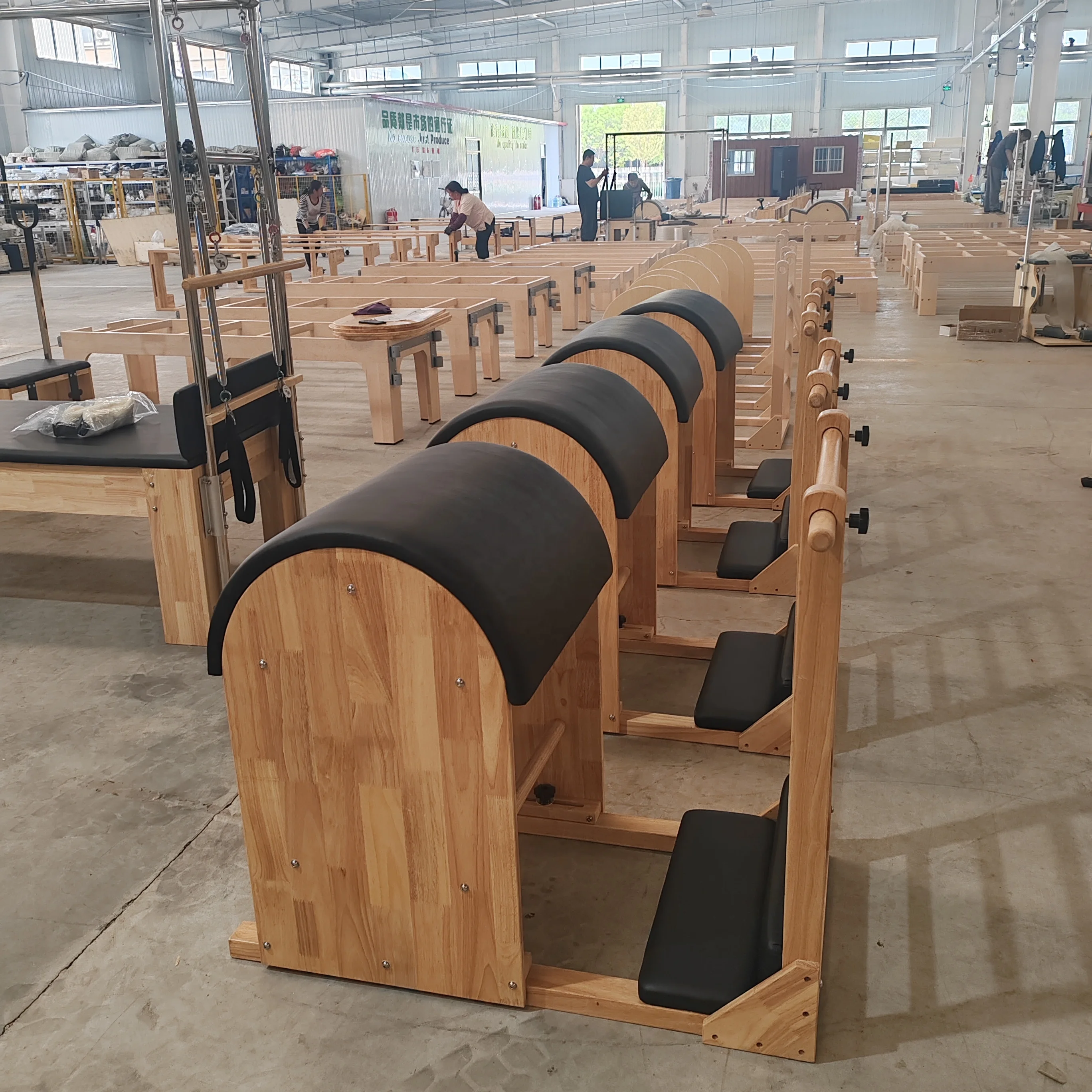 Pilates Equipment Oak Wood Ladder Barrel for Yoga Use