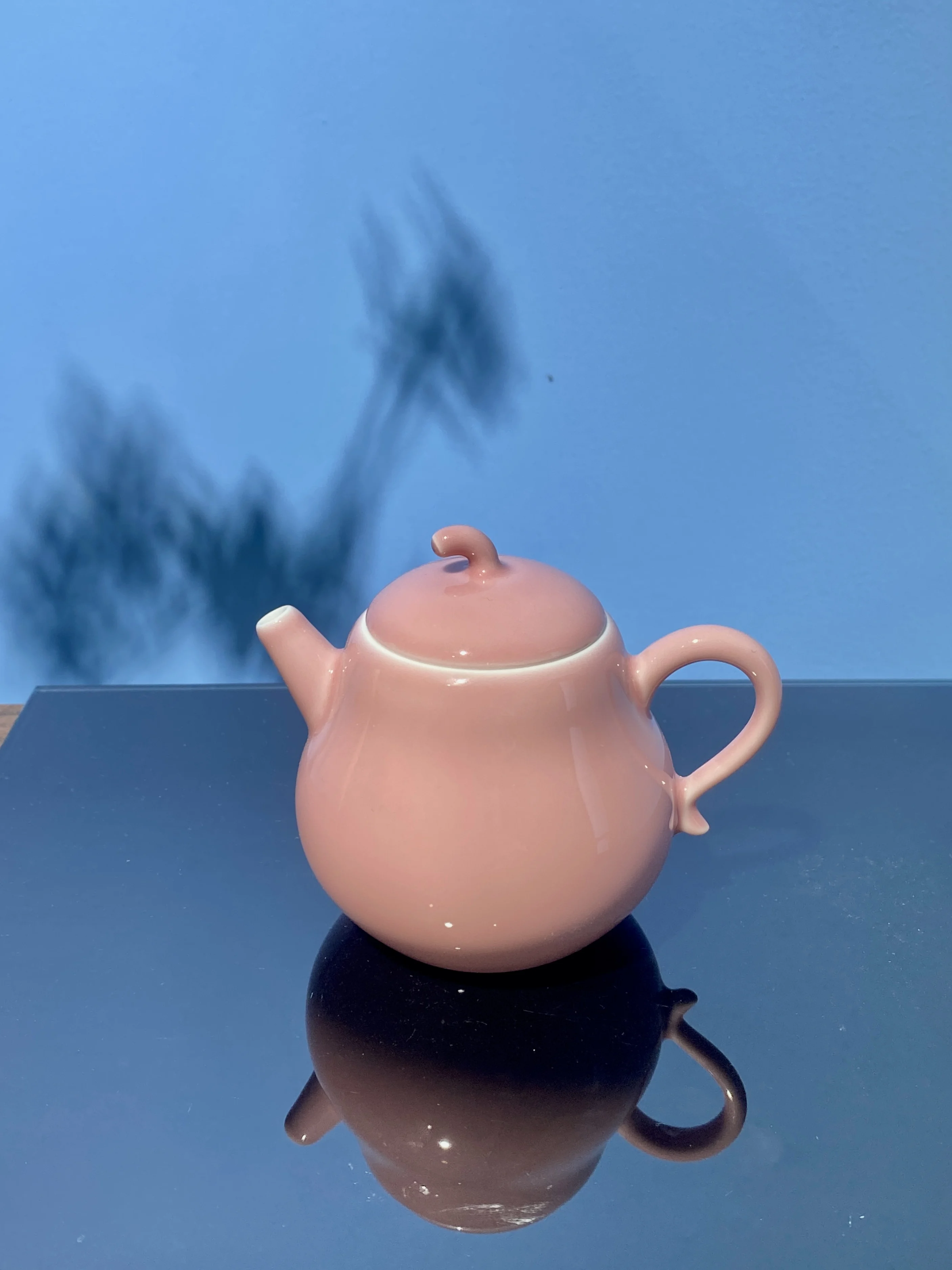 Customize Logo 200ml Pink Ceramic Teapot Elegance Luxury Teapot Porcelain  Pot For Home