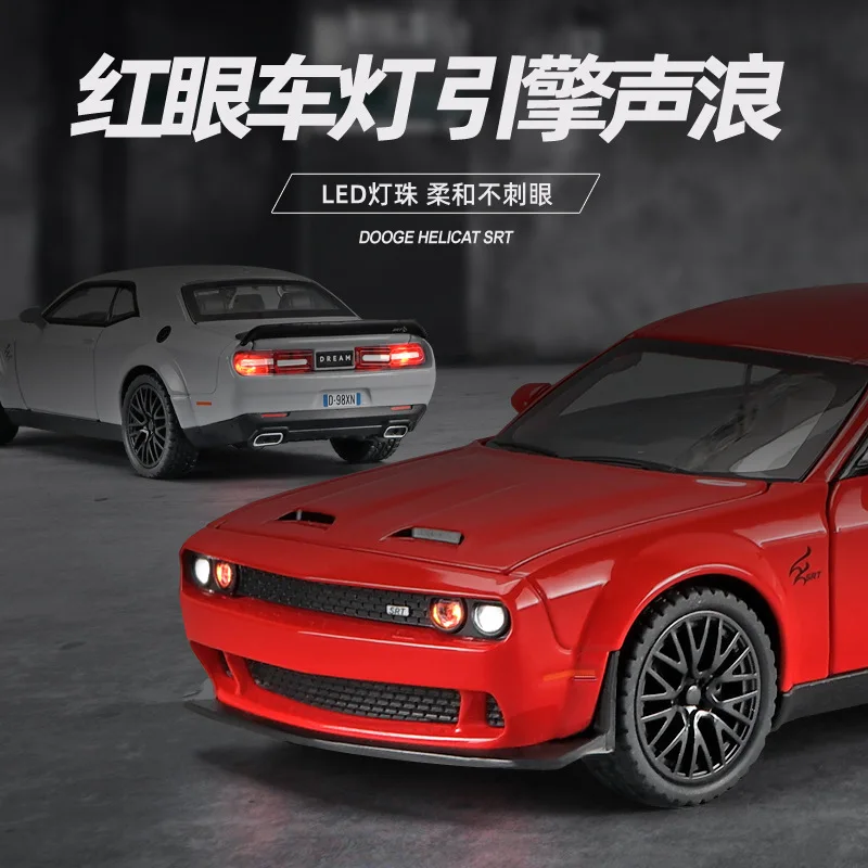 1:32 Dodge Challenger Hellcat SRT Demo Toy Car Model Diecast Metal Miniature 1/32 Sound Light Pull Back Collection Gift For Kid