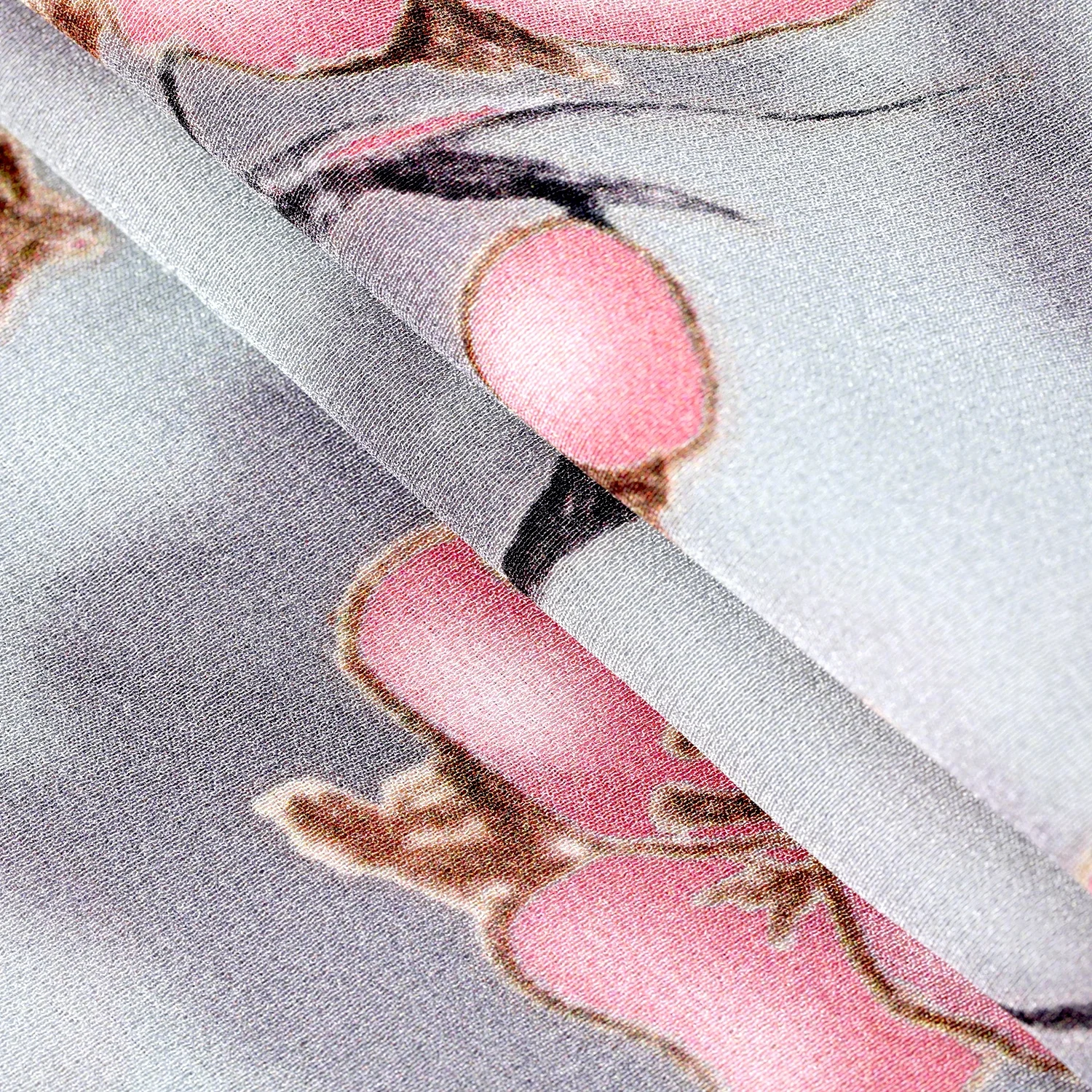 
High quality digital print silk fabric 100% pure silk crepe de chine for garment bedding tops scarf 