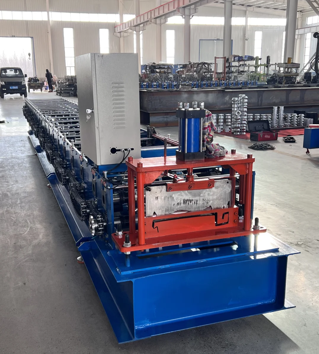 2023 best product in china rain gutter mobil zinc roof sheet roll forming machine roofing sheets rain gutter cleaning machine