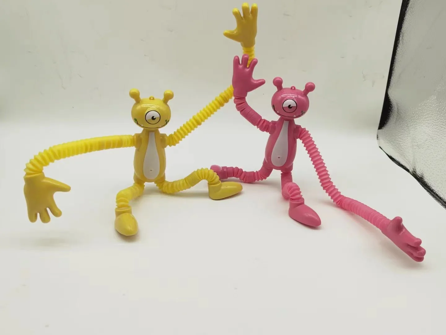 2024 New Monster Stretch Tube Decompression Toy Decompression Gift Expansion Fun Puzzle New and Unique Child Suction Cup Toy