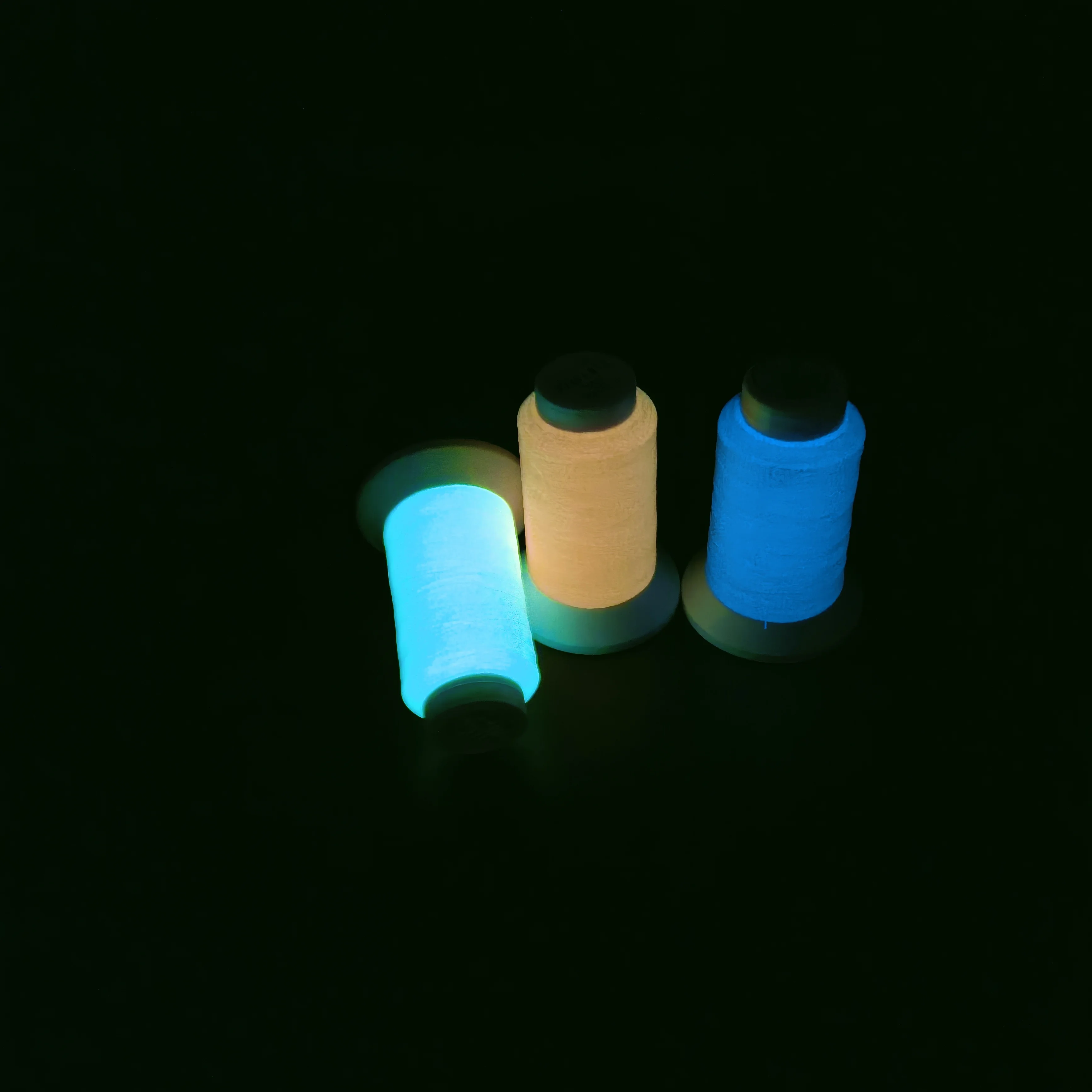 Glow In the Dark Machine Sewing Embroidery Thread 1000Y Each Spool, 6 Popular Colors Optional