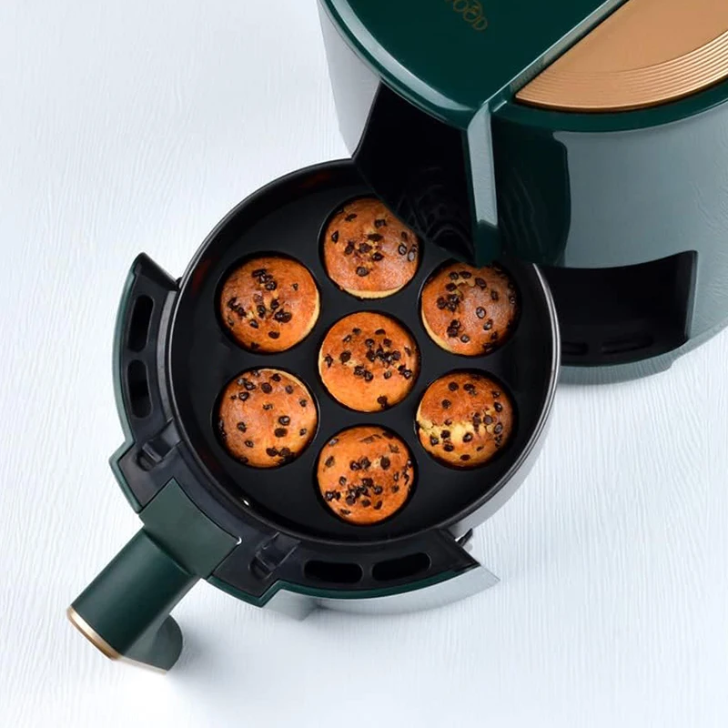 Hot Sale Non-Stick 7Cups Silicone Round Cake Mold Reusable Cupcake Tray Silicone Muffin Cake Cups for Baking Muffin & Mini Cakes