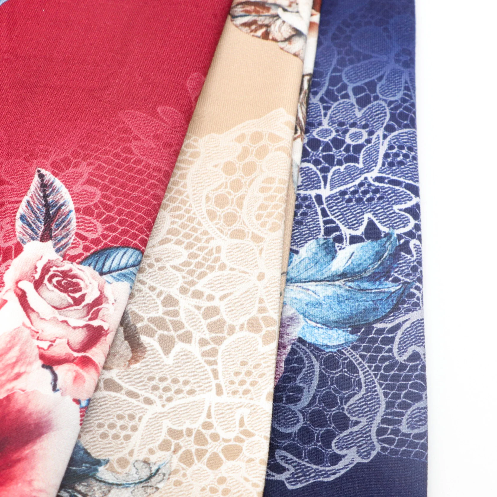 
In stock yarn dyed 97%polyester 3%spandex fashion polyester printed knitted fabric for garment 