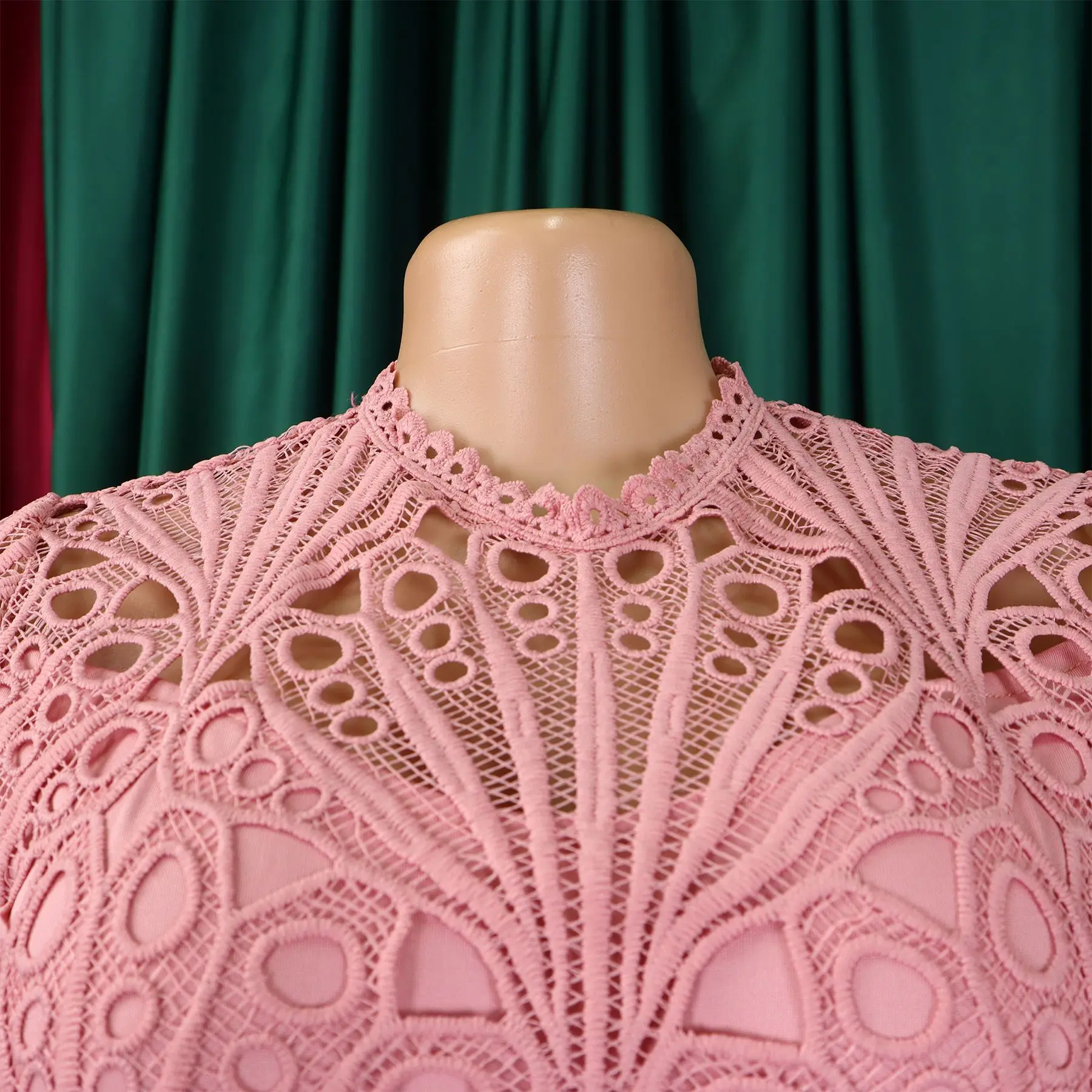 Plus-size European&American women Dress 2024 New design Short sleeve lace lace patchwork pleated African dress