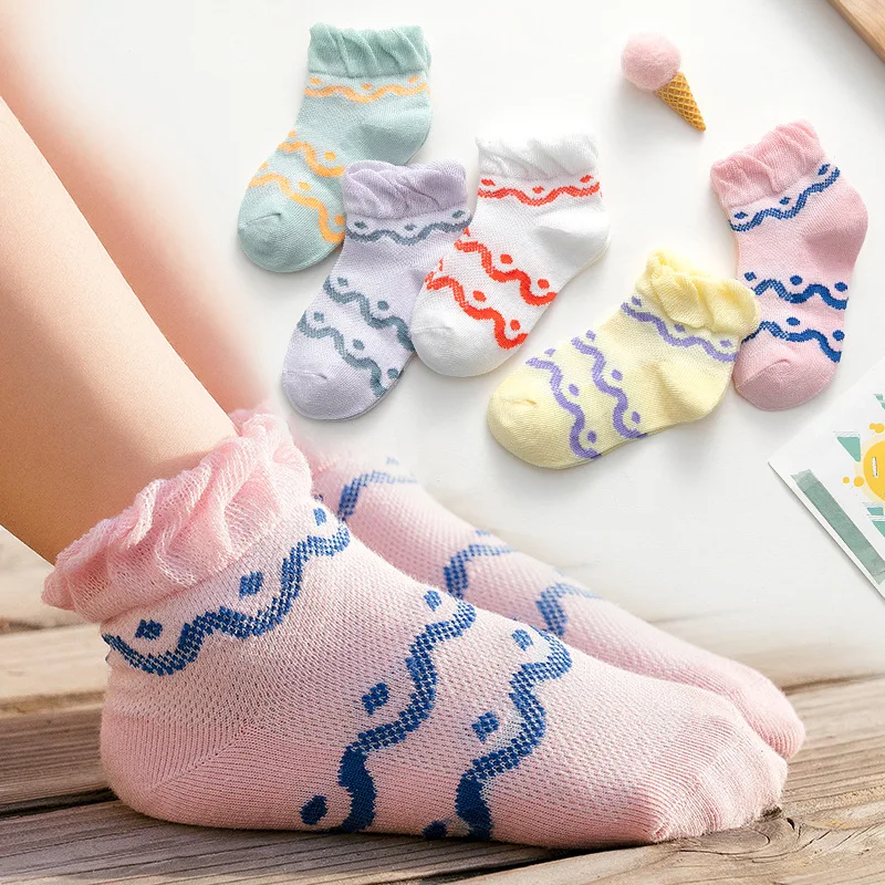 Оптовая продажа, летние новые тонкие сетчатые квадратные детские носки, дышащие цветные детские короткие носки-трубы