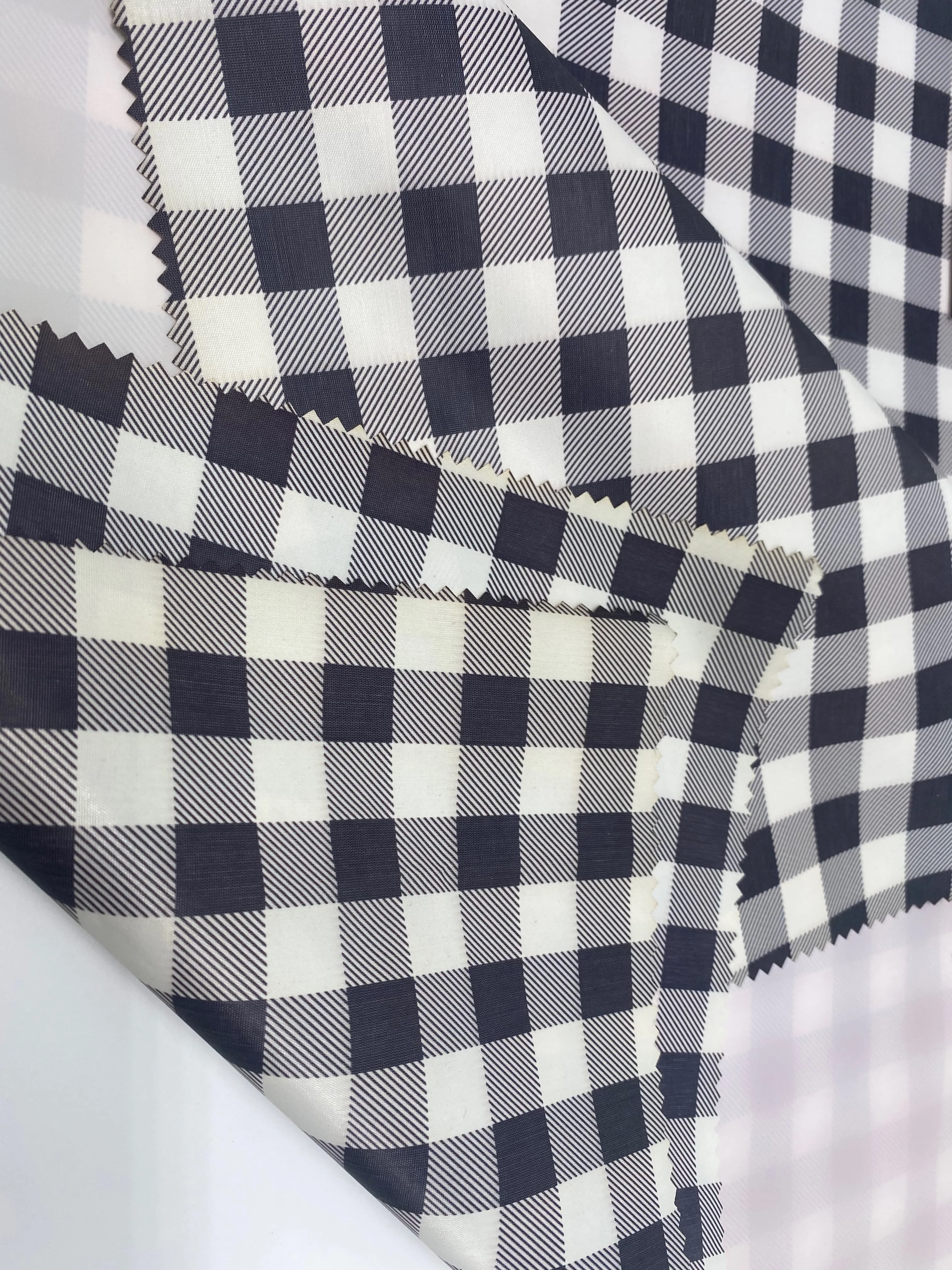 Custom Style Material 200D 300D 400D 100% Polyester Fabric For Umbrella Rainwear And Rainshed