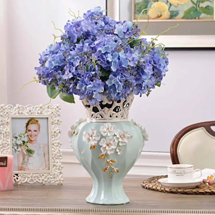OEM Custom European-style Home Hotel Luxury Gold  Embossed Glazed Porcelain Ceramic Ginger Jar Flower Vase