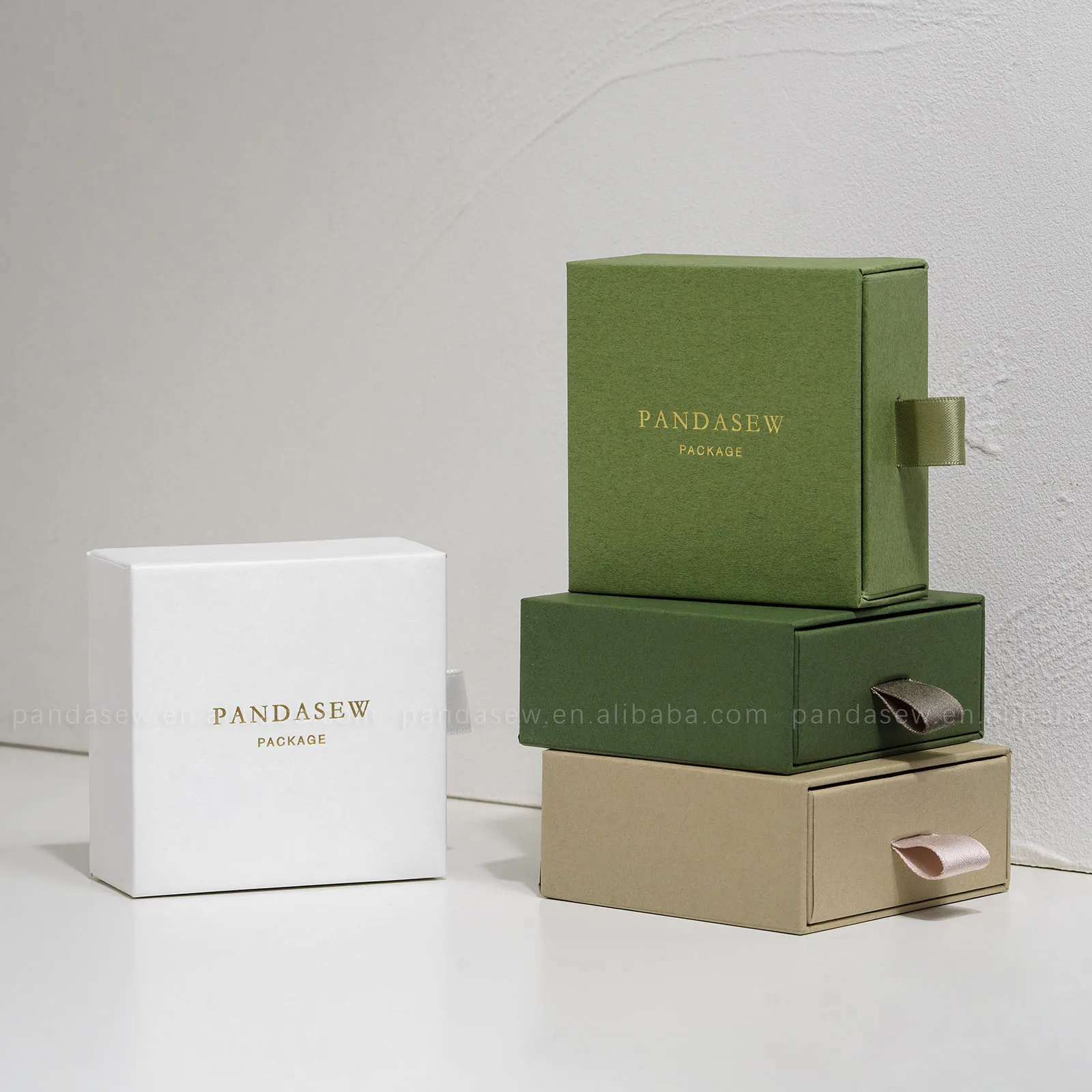 PandaSew Luxury White Cardboard Paper Bracelet Necklace Jewelry Boxes Packaging Drawer Box with Custom Logo