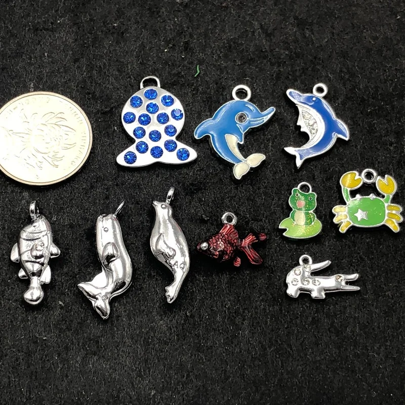 Ocean Theme Stereoscopic Dolphin Shark Goldfish Crocodile Crab Frog Enameal Charm Pendant For Summery Kids Necklace Design