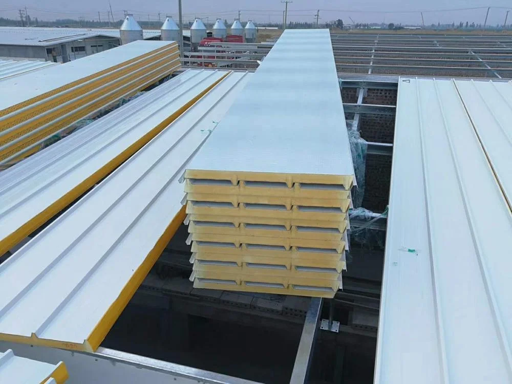 PU/PUR/PIR Foam Insulated Sandwich Roof Panel For Prefabricated Houses