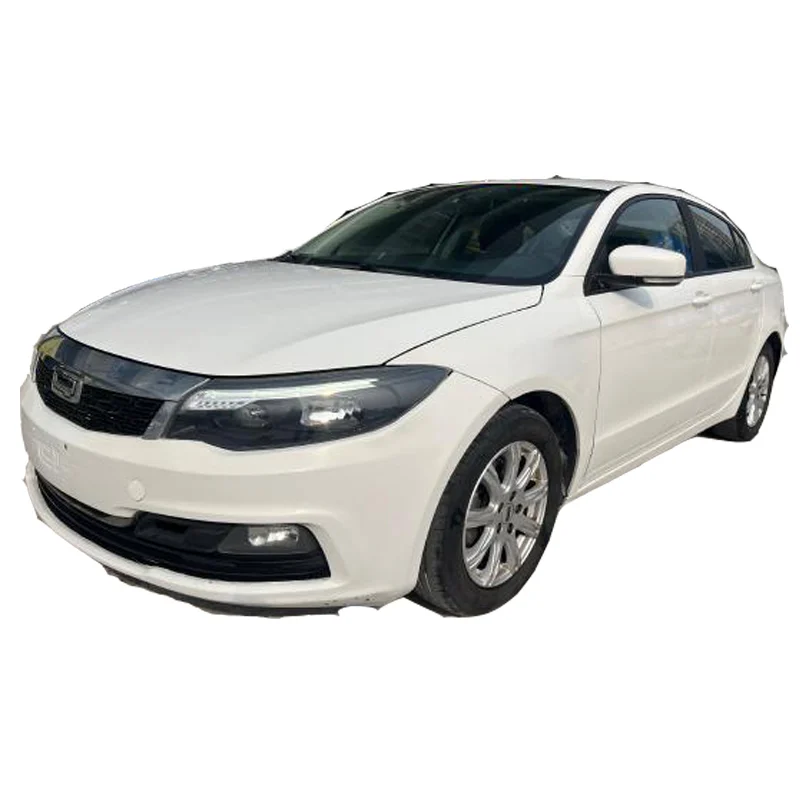 Cheap second-hand car Qoros 3 2018 Year 1.6L AT two-drive lead model Sedan Car China used cars for sale