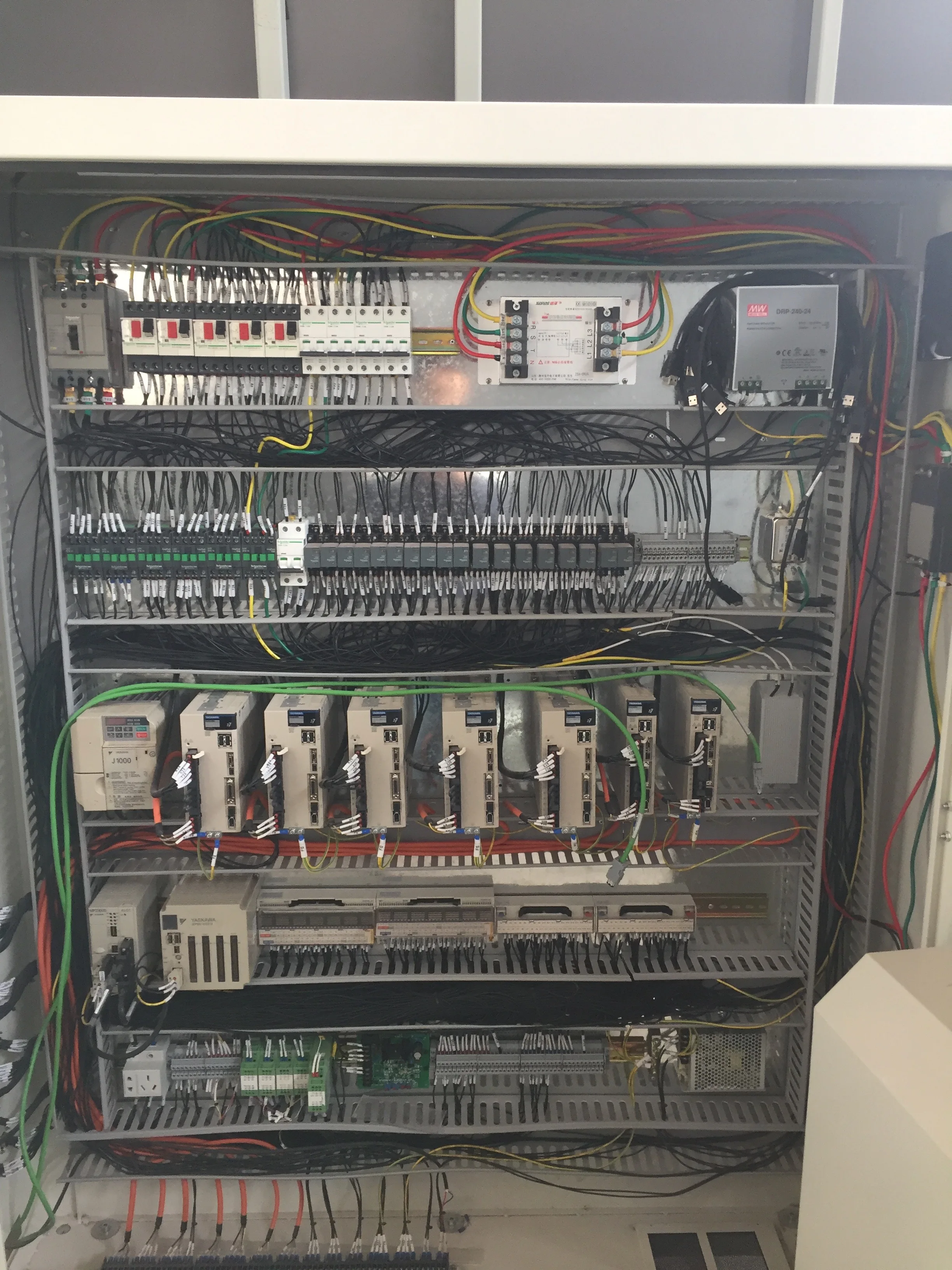 High end automatic vertical glazing silicone sealant extruder machine insulating glass sealing line