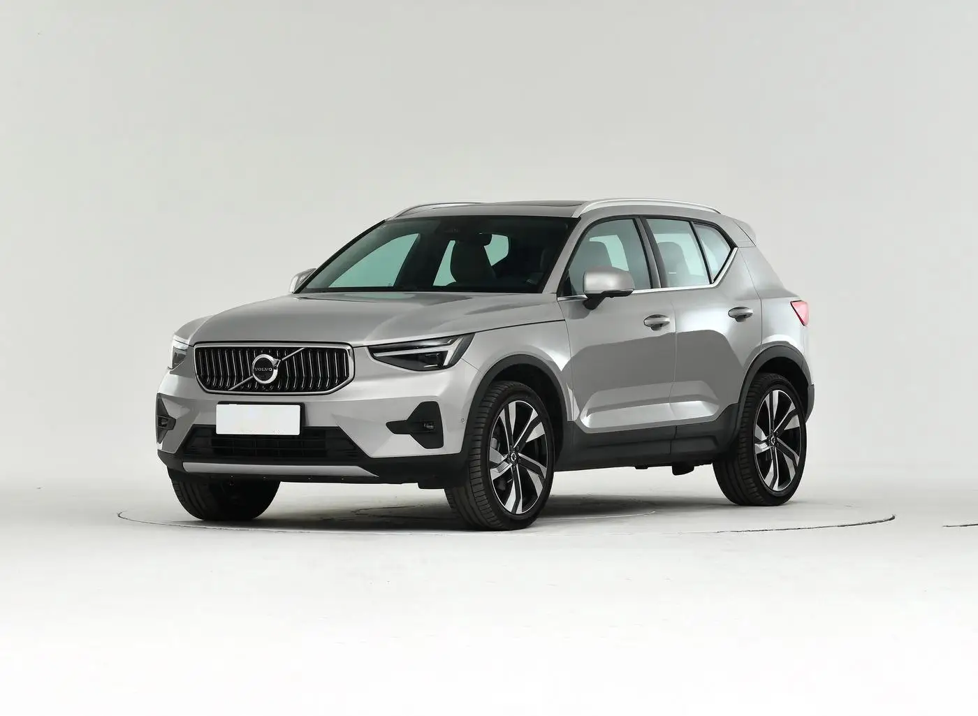 Volvo XC 40 высокоскоростной гибридный Электрический внедорожник в наличии 5 дверей мест длинный срок службы 4WD с левым рулевым управлением
