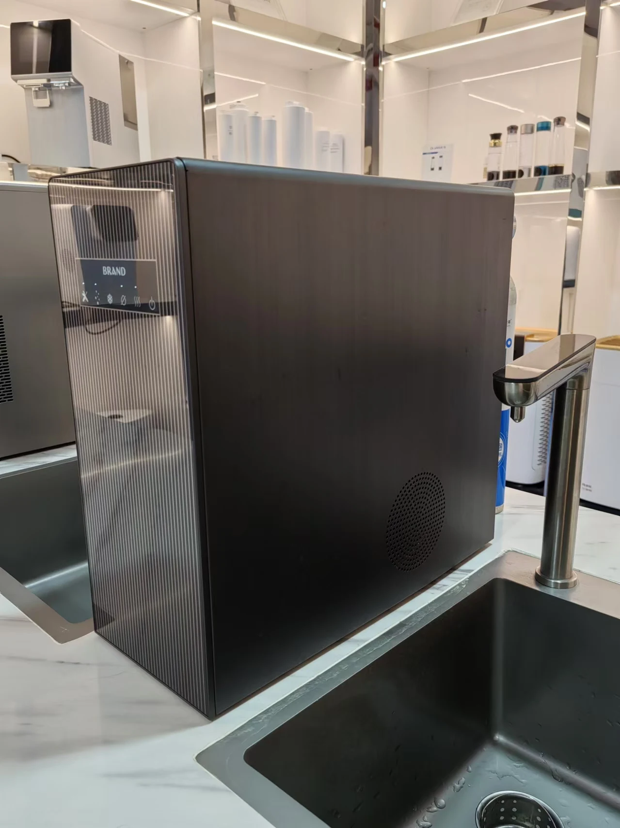 Instant hot and cold water dispenser purifier fresh sparkling water maker with CO2 Gas ice cooling water for home