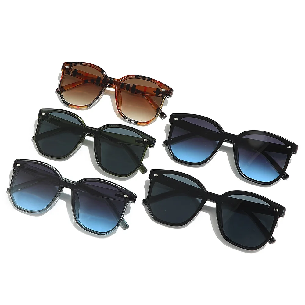 6140 New Style Fashion Retro Simple Versatile Summer Square Frame Personality Women Men Shades Sunglasses