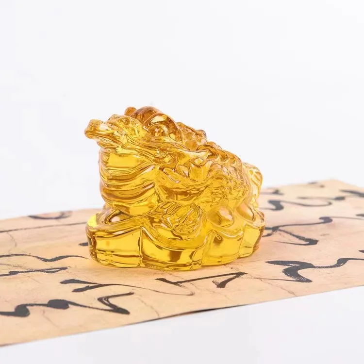Hot Sale Yellow Crystal Glass JinChan Lucky golden toad Glaze Carving Money Frog for business Gift