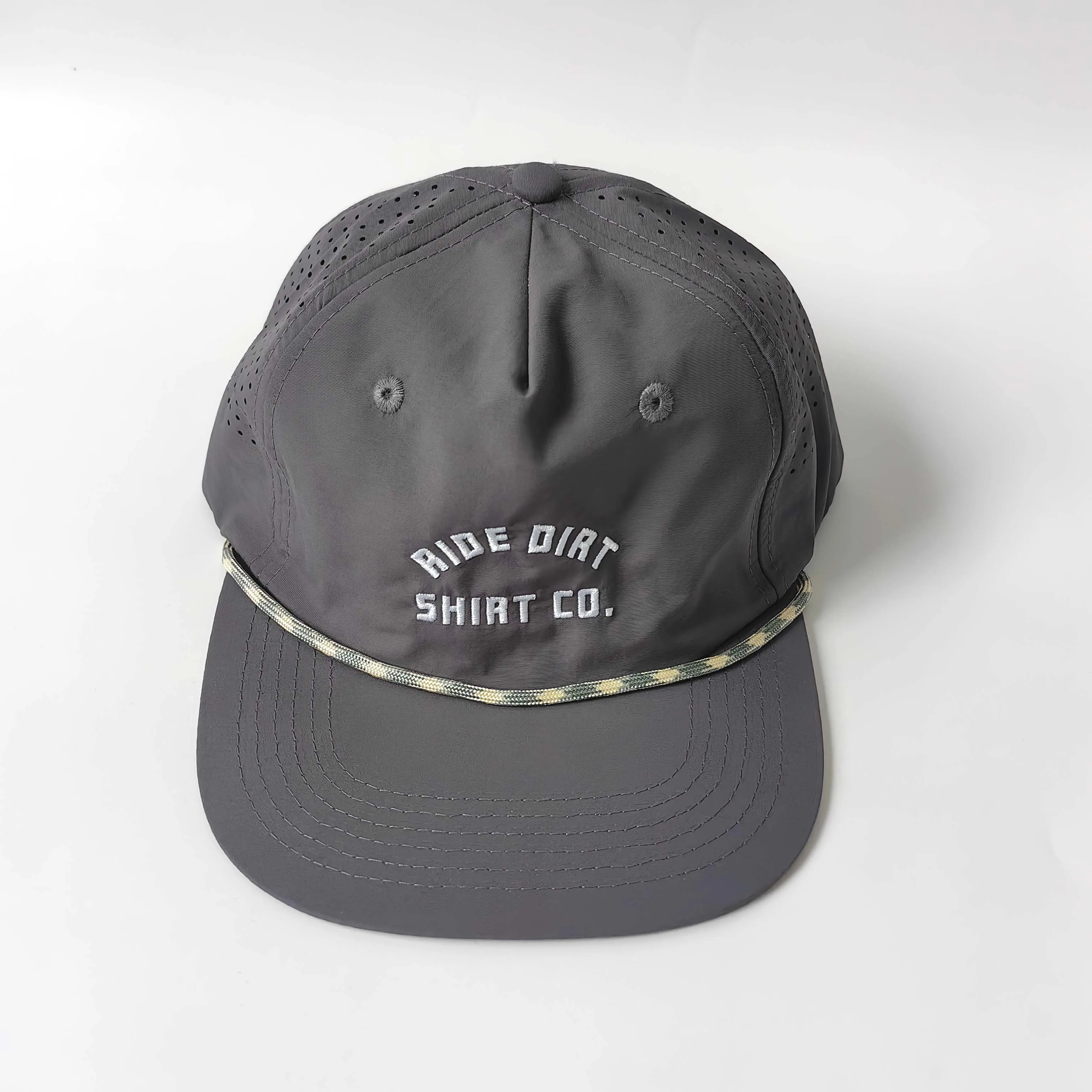 Мужская 5-панельная бейсболка с перфорированной лазерной резкой