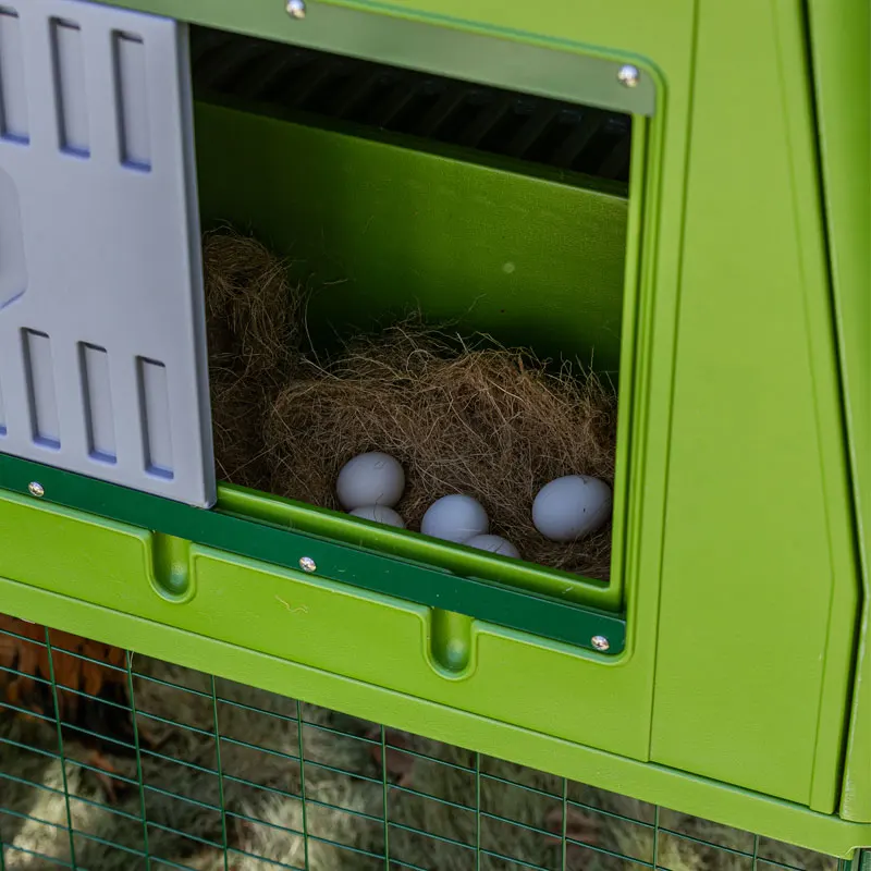 Outdoor Waterproof Pet House Plastic Mobile Hen Laying Chicken Coop