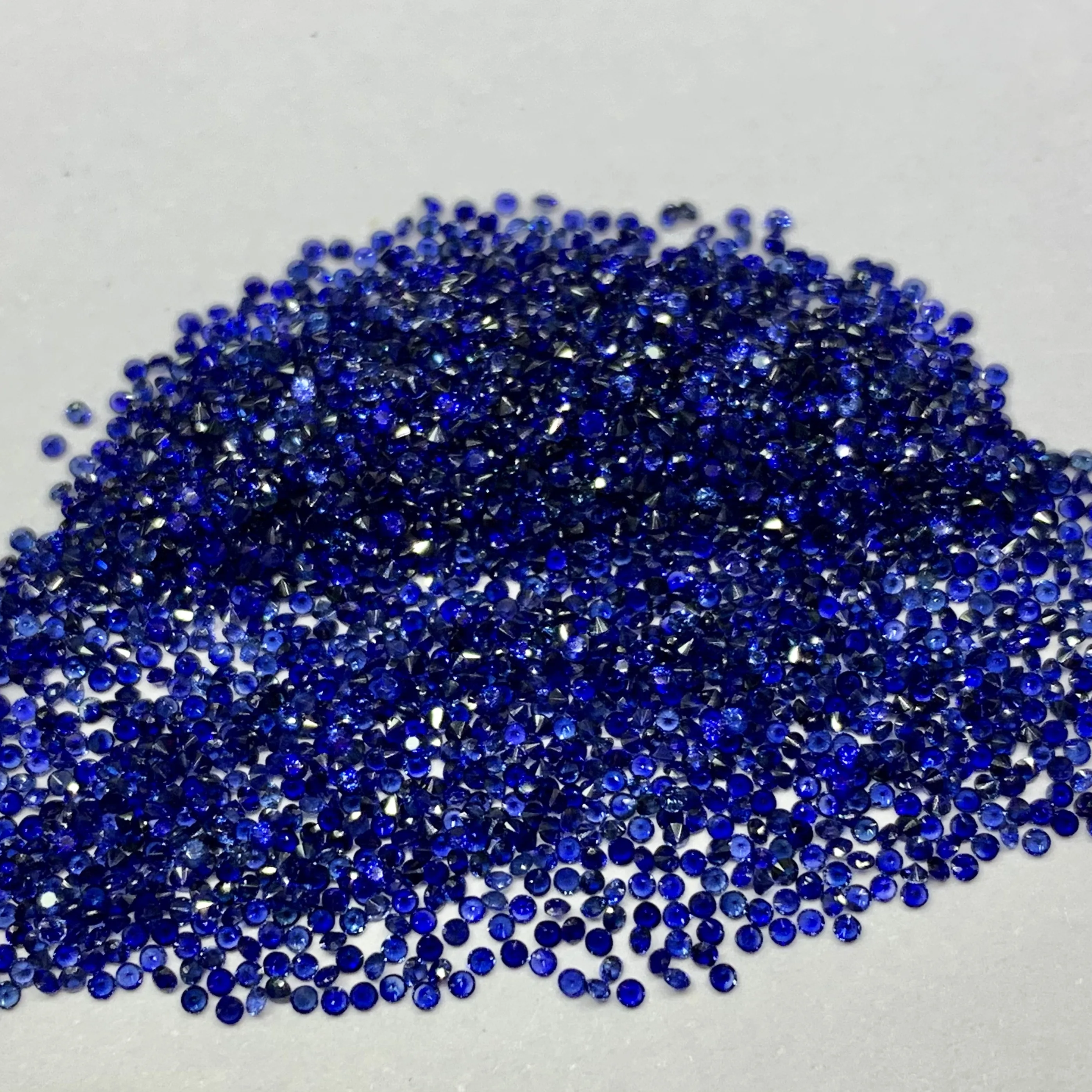 Natural blue sapphire 1.5mm precious stone royal blue color sapphire stone loose semi gemstone