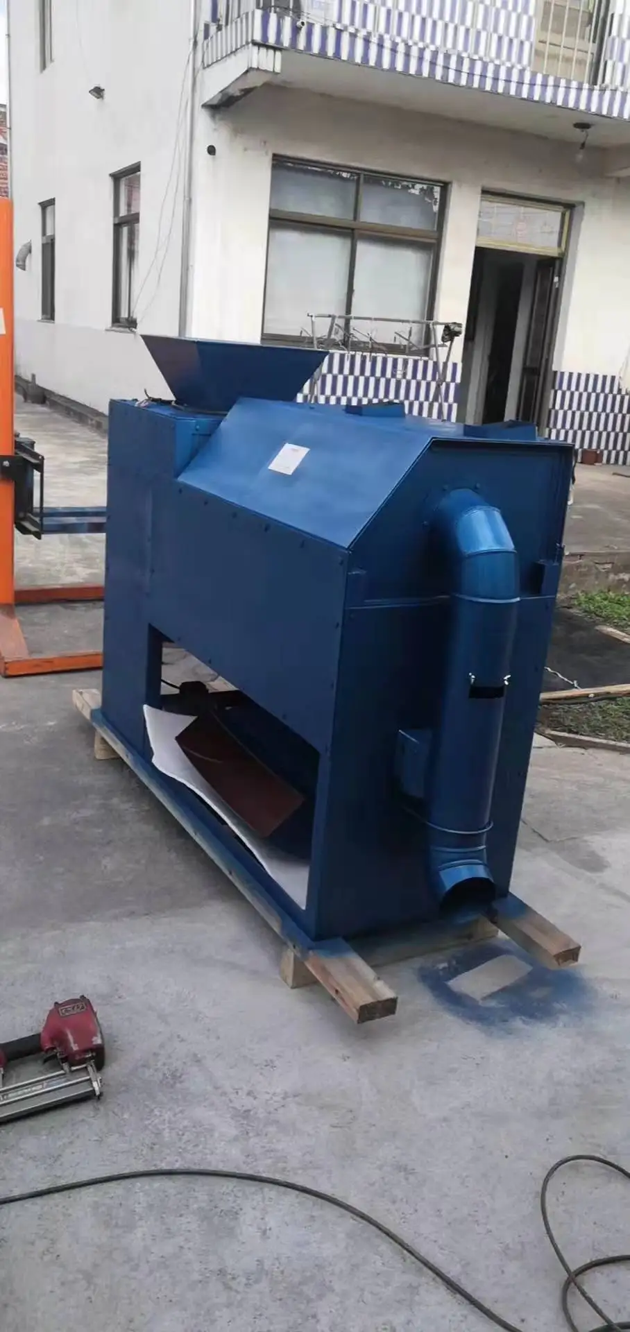 Cocoa bean peeling and crushing machine machine peeling beans and peas bean peeling machine